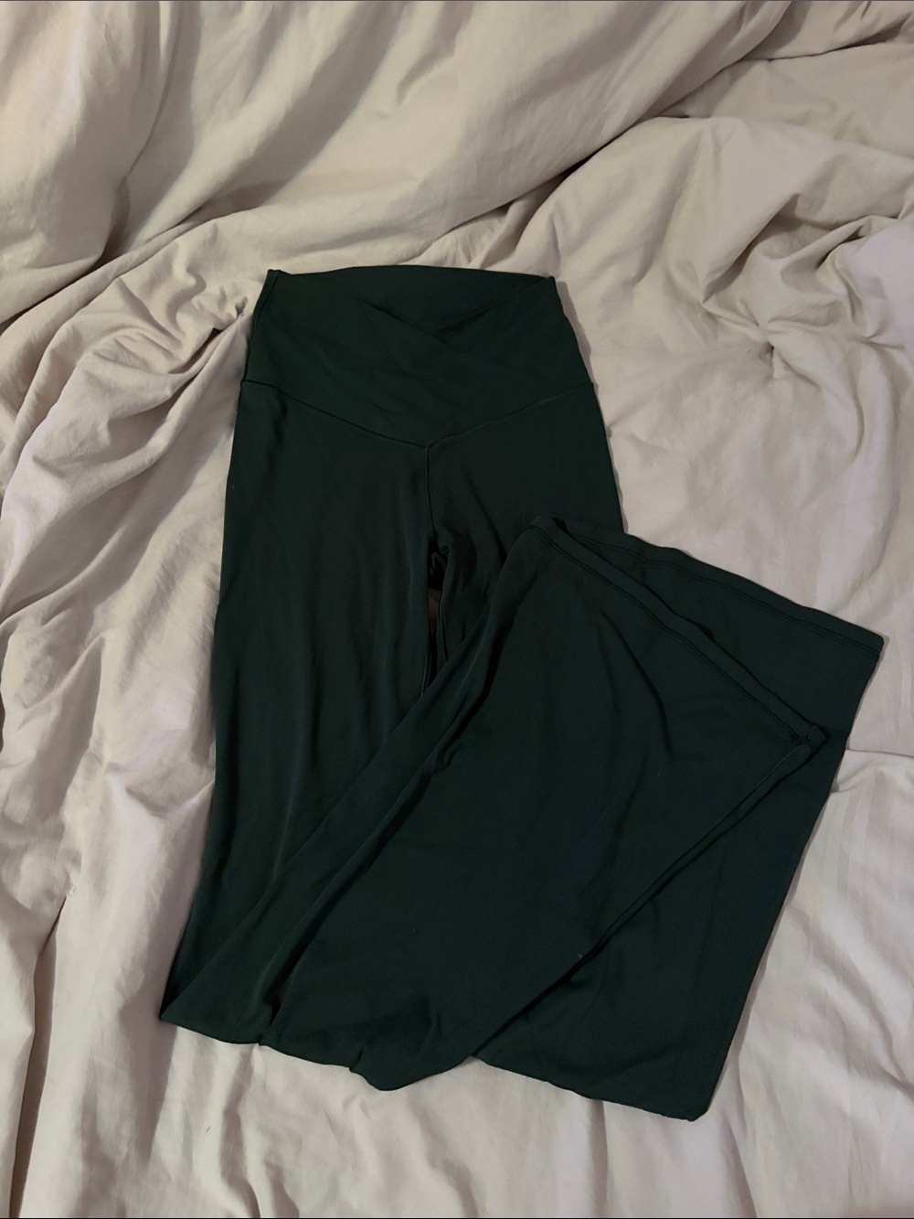 Aerie Dark Green Crossover Wasit Flare Leggings